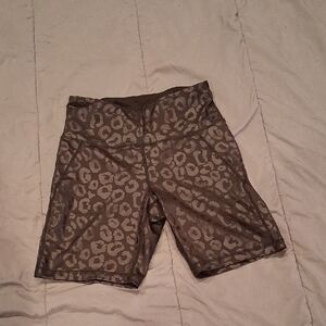 High-Waist Leopard Print Women's Active Shorts - Gray